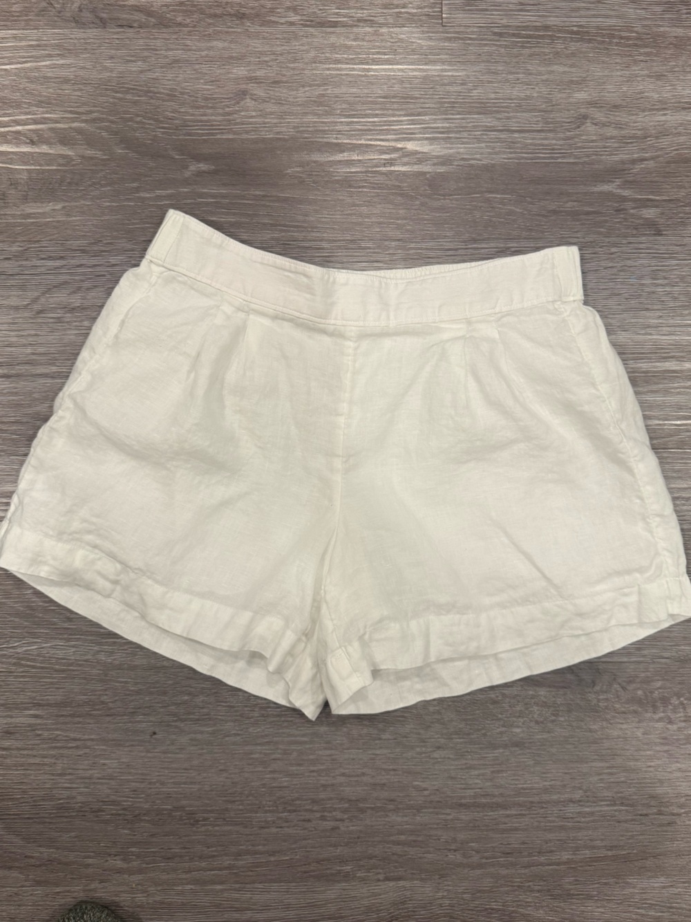 Vineyard Vines White Linen Pull-On Shorts | XS